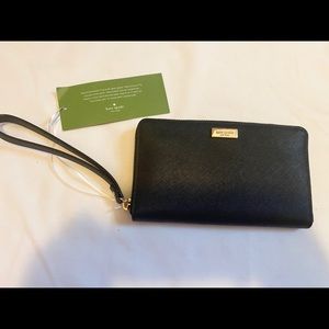 SOLDKate Spade Black Wristlet